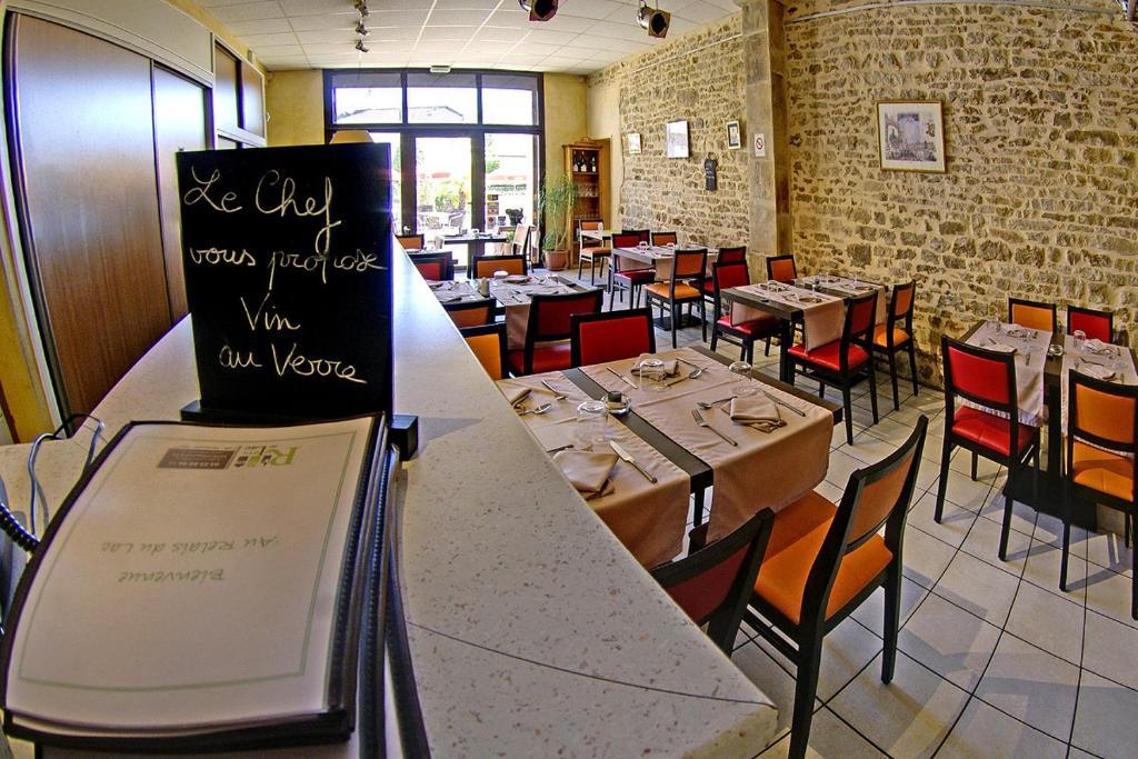 Relais Du Lac Villegusien-le-Lac Εξωτερικό φωτογραφία